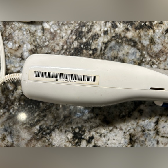 Black & Decker Electric Bread and Multi-Knife Carver EK700 - Picture 5 of 6